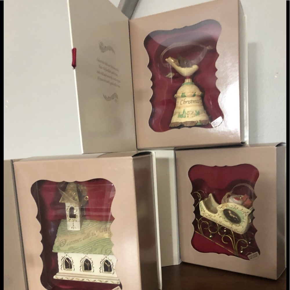 Hallmark Yuletide Harmony Collection